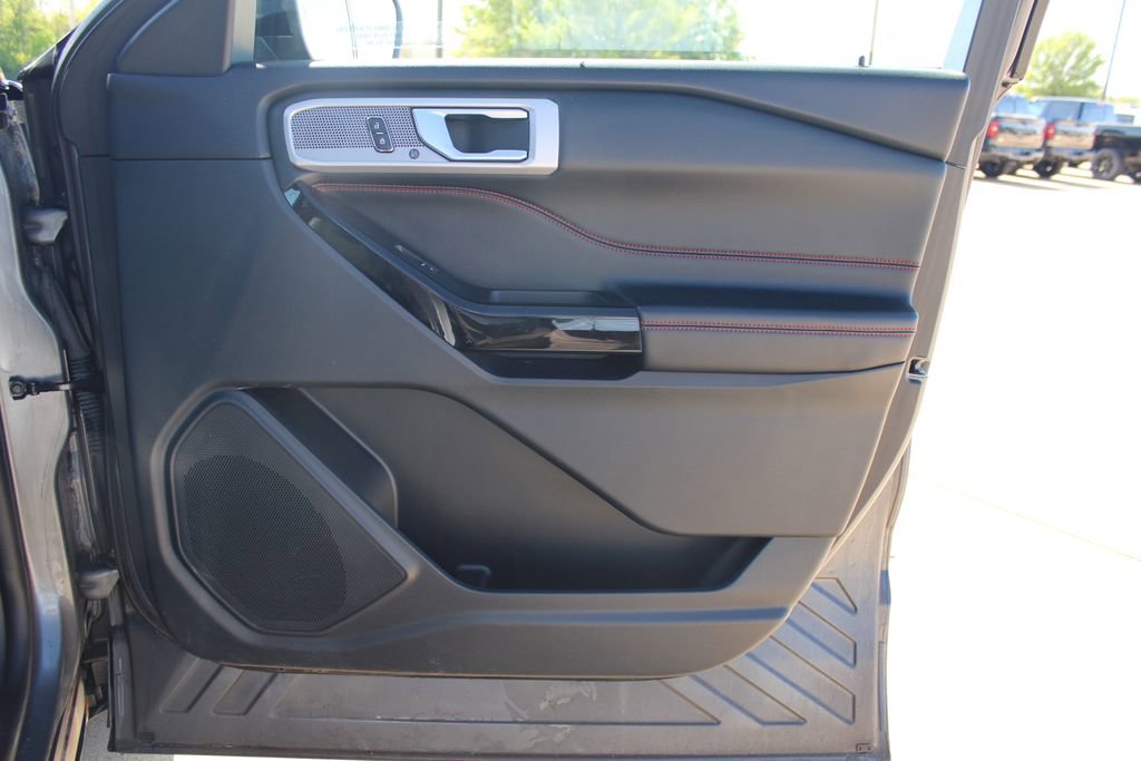 Used 2022 Ford Explorer ST-Line AWD/4WD image 42
