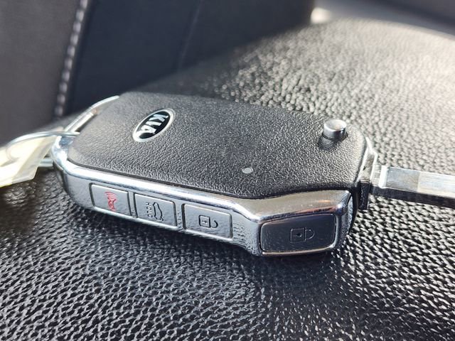 Certified 2019 Kia Forte S image 30