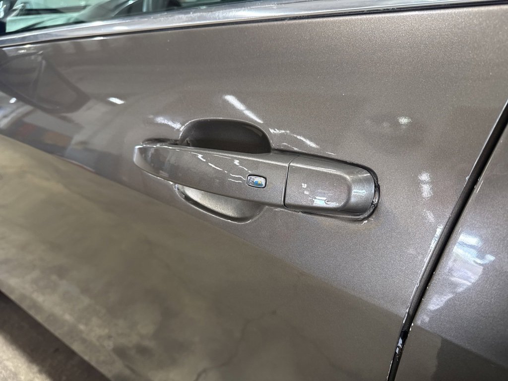 Used 2020 Chevrolet Malibu LT image 12