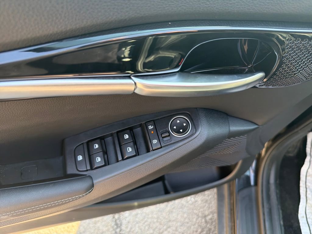 Used 2025 Kia Seltos EX w/ EX Sunroof Package image 14