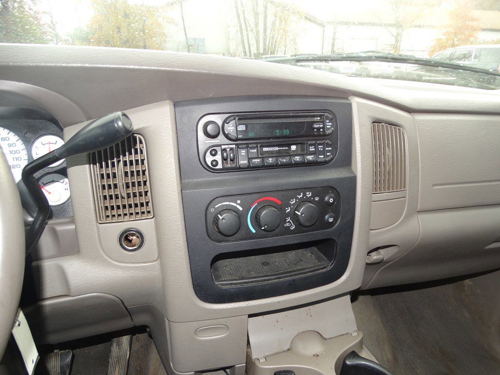 Used 2004 Dodge Ram 1500 Truck SLT w/ Quad Cab Value Group image 13