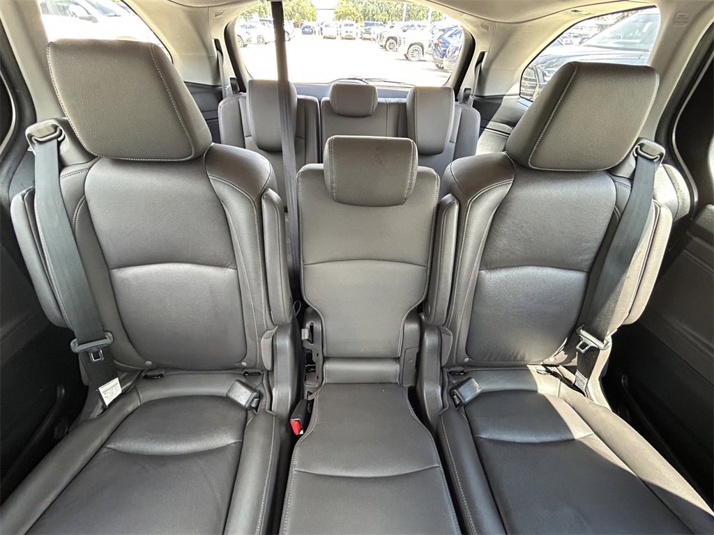 Used 2024 Honda Odyssey EX-L image 12