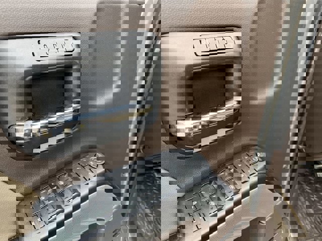 Used 2017 Chevrolet Silverado 2500 LTZ w/ Vortec Plus Package image 24