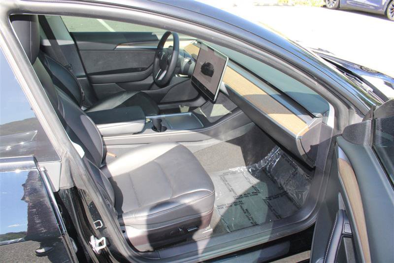 Used 2023 Tesla Model 3 Standard Range RWD image 8