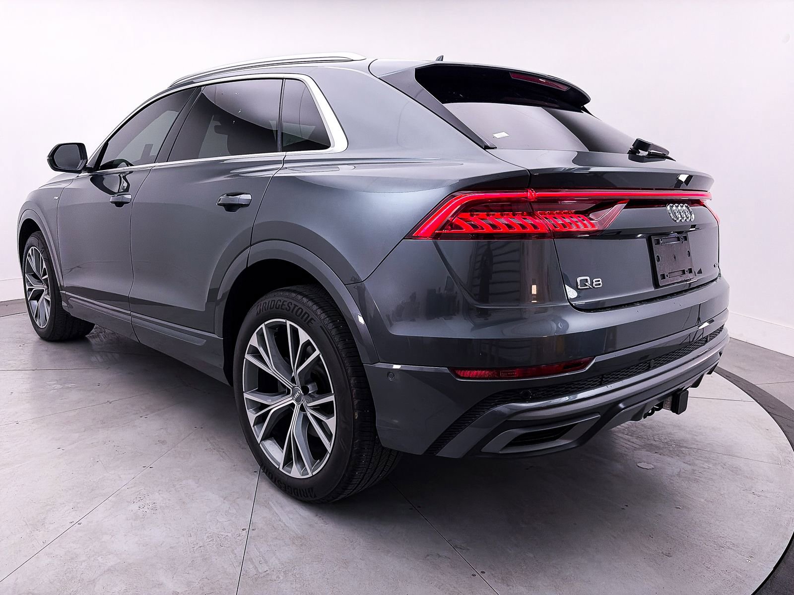 Used 2021 Audi Q8 Premium Plus w/ Premium Plus Package image 15