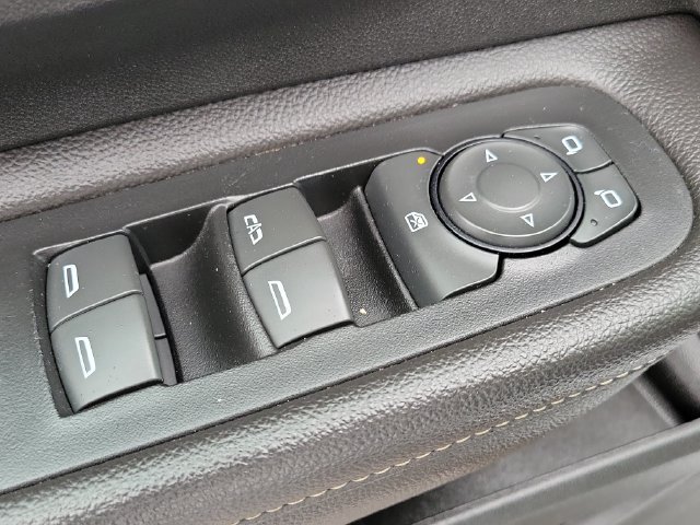Used 2020 GMC Terrain Denali w/ LPO, Floor Liner Package FWD image 24