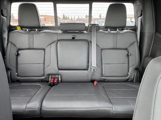 Used 2022 Chevrolet Silverado 1500 High Country w/ Technology Package image 47