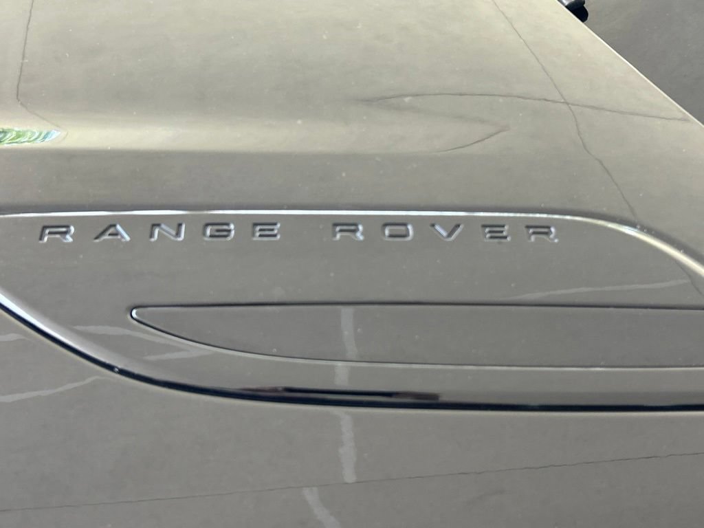 Used 2025 Land Rover Range Rover Velar Dynamic SE AWD/4WD image 17