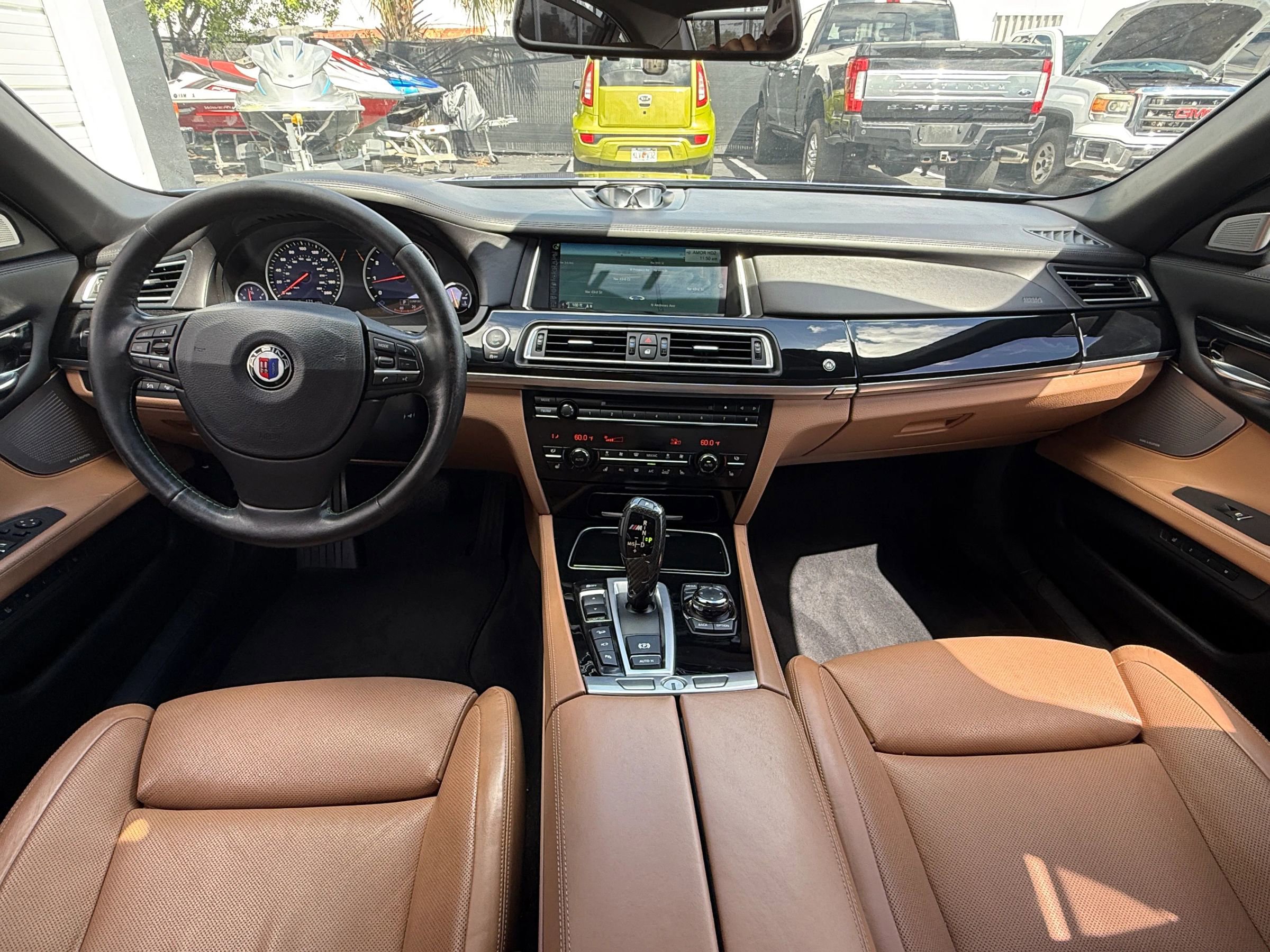 Used 2013 BMW ALPINA B7 xDrive image 32