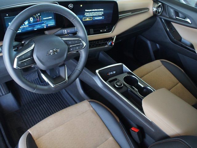 New 2026 Chevrolet Equinox ACTIV w/ Safety and Technology Package image 2