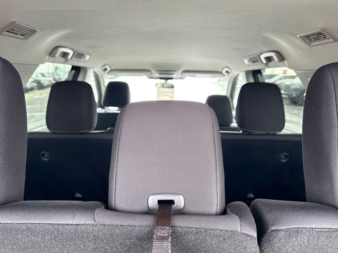 Used 2024 Nissan Pathfinder SV image 10