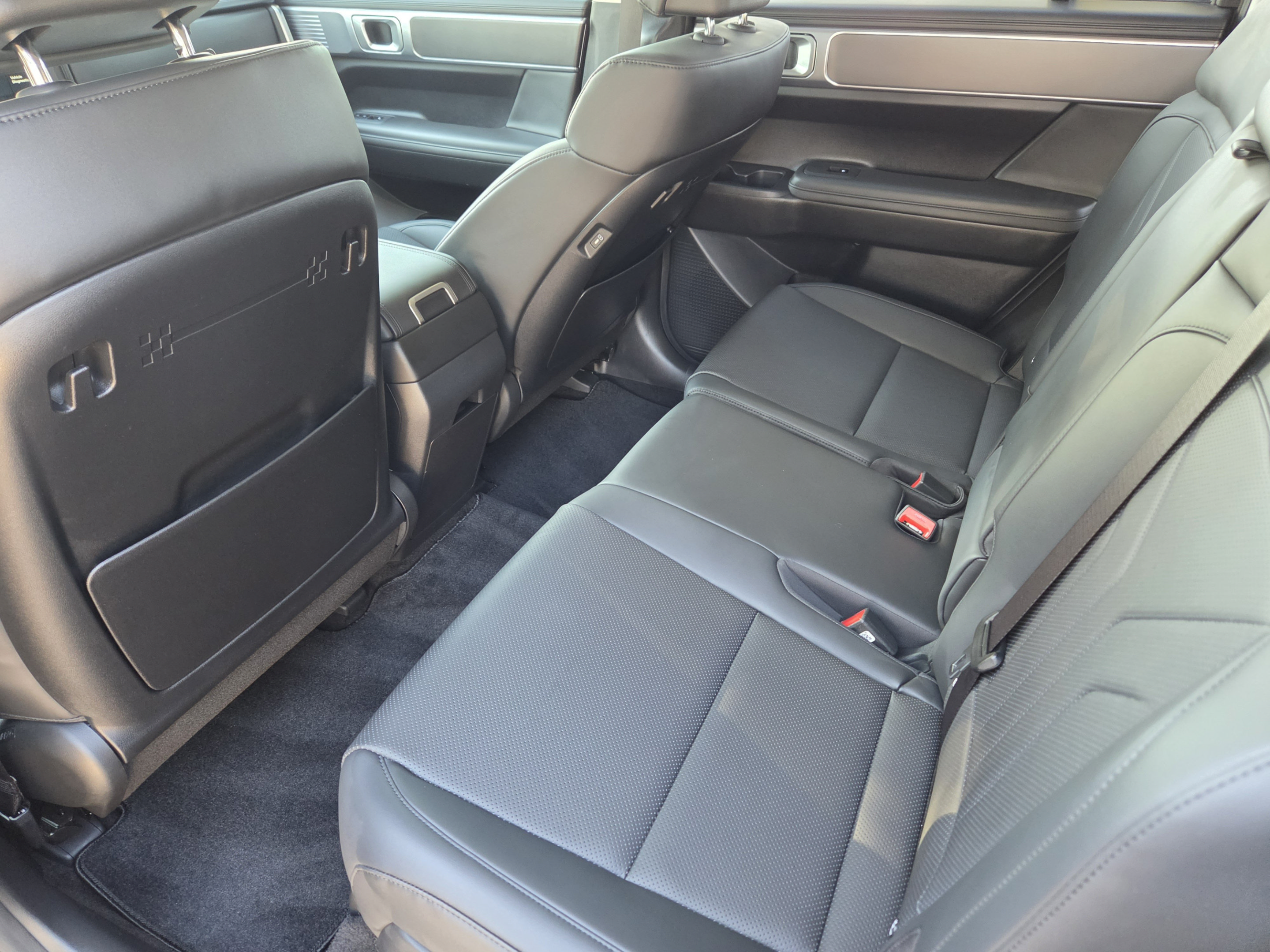 Used 2026 Hyundai Santa Fe SEL w/ Tow & Go Package FWD image 24