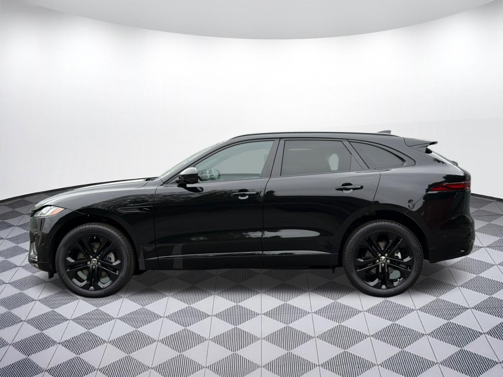 New 2026 Jaguar F-PACE R-Dynamic S AWD/4WD image 2