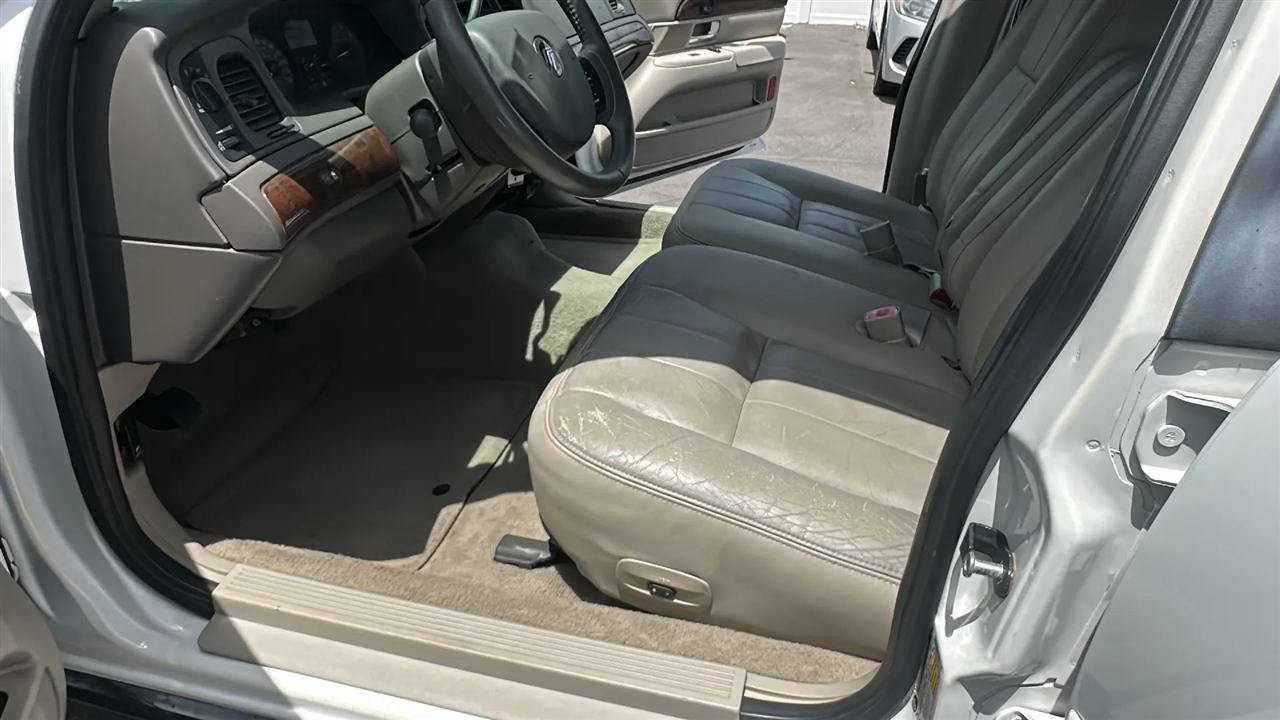 Used 2009 Mercury Grand Marquis LS RWD image 21