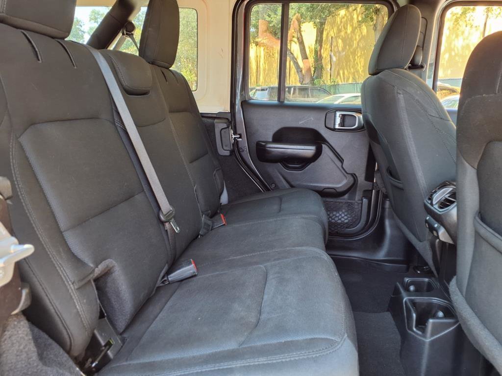 Used 2020 Jeep Wrangler Unlimited Sport S image 28