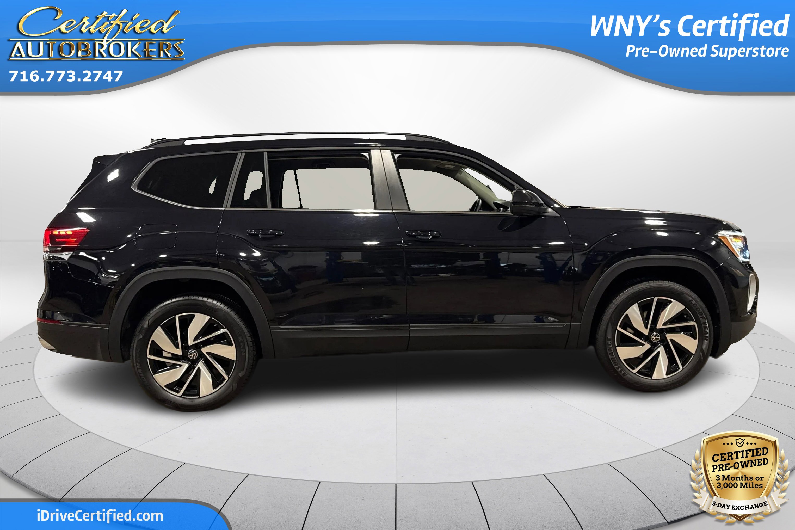 Used 2025 Volkswagen Atlas SE image 5