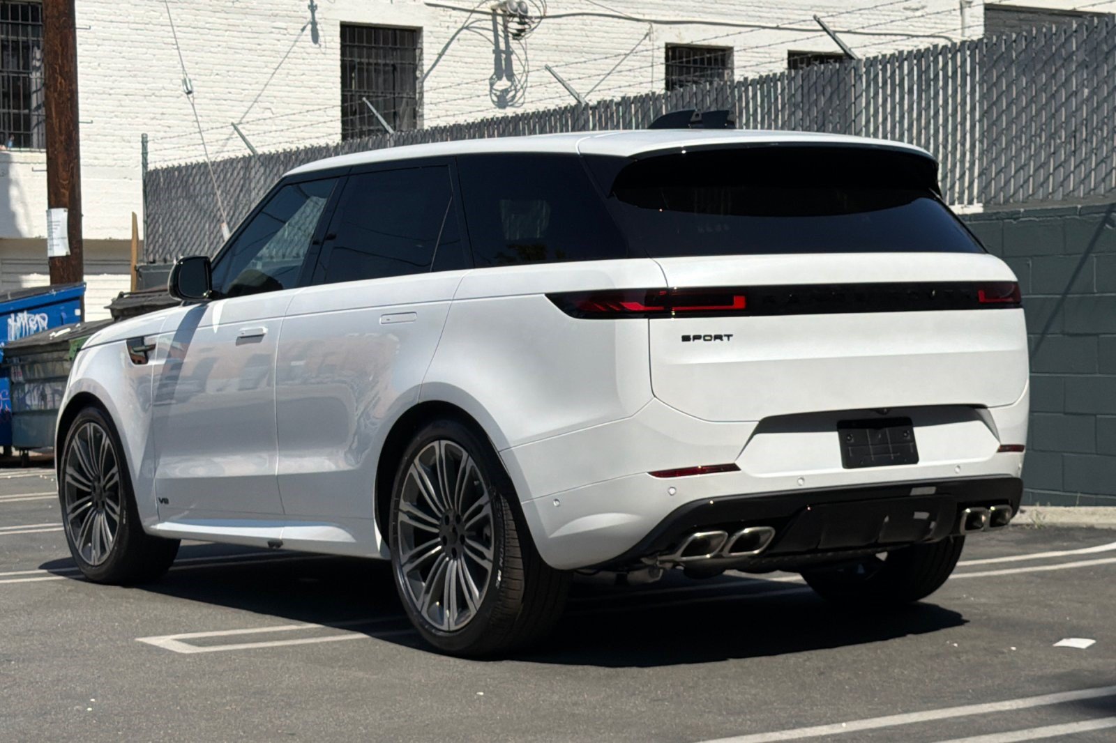 New 2026 Land Rover Range Rover Sport Dynamic SE AWD/4WD image 3