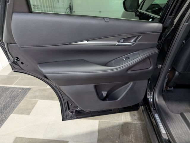 Used 2023 INFINITI QX60 Luxe w/ Cargo Package AWD/4WD image 9