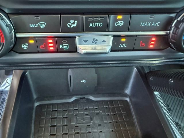 Certified 2024 Ford Bronco Raptor w/ Interior Carbon Fiber Pack 6 AWD/4WD image 26