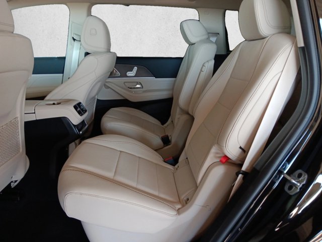 New 2027 Mercedes-Benz GLS 450 4MATIC image 16