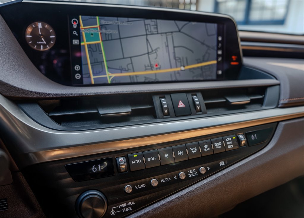 Used 2020 Lexus ES 350 w/ Premium Package image 20