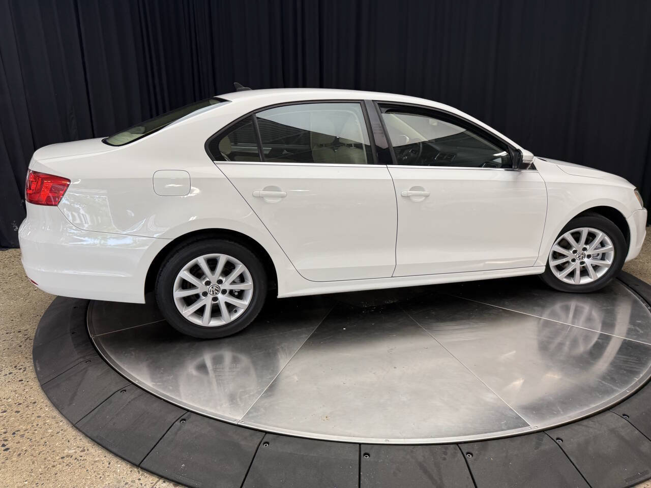 Used 2014 Volkswagen Jetta SE FWD image 10