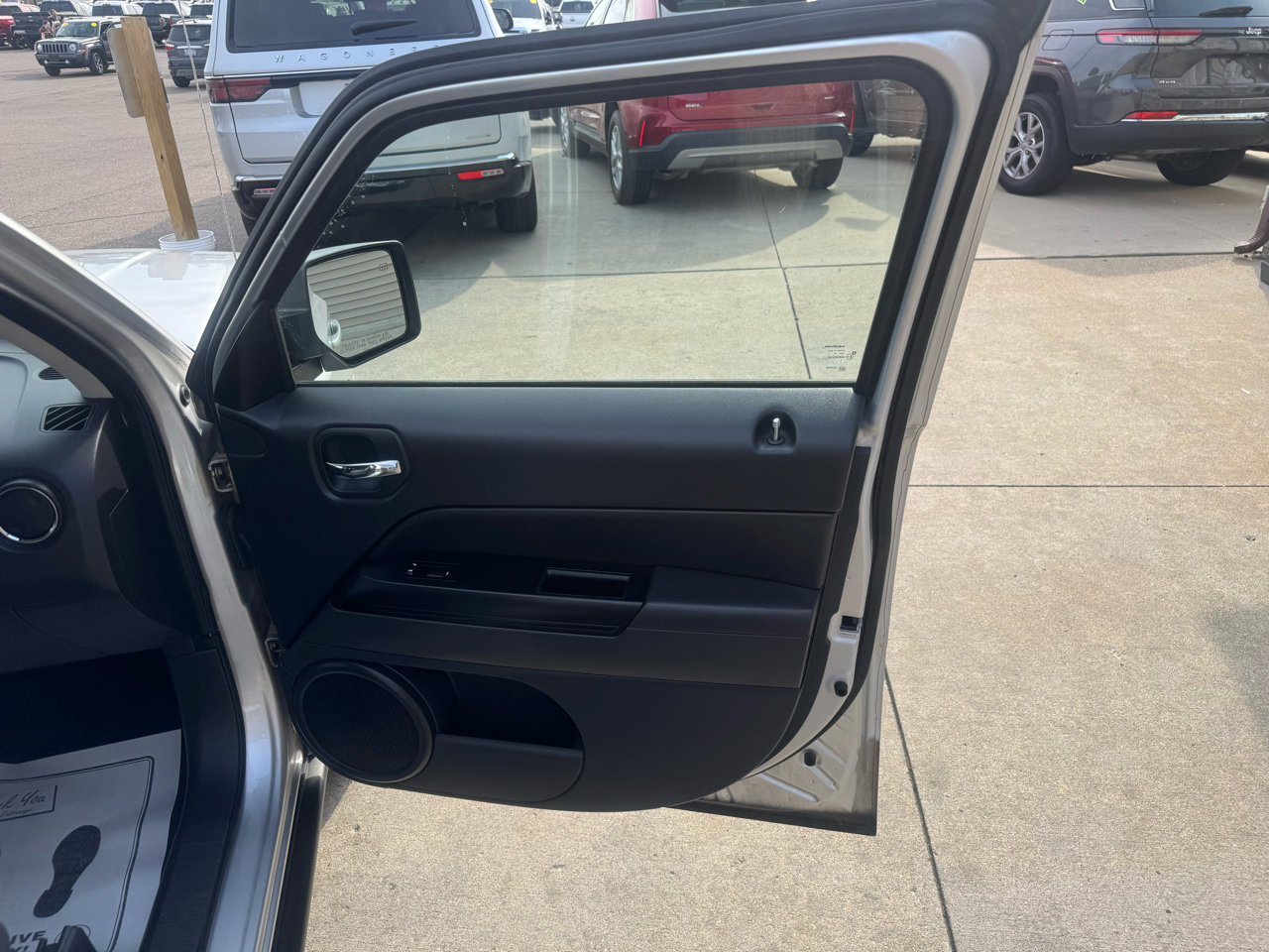 Used 2013 Jeep Patriot Sport image 16