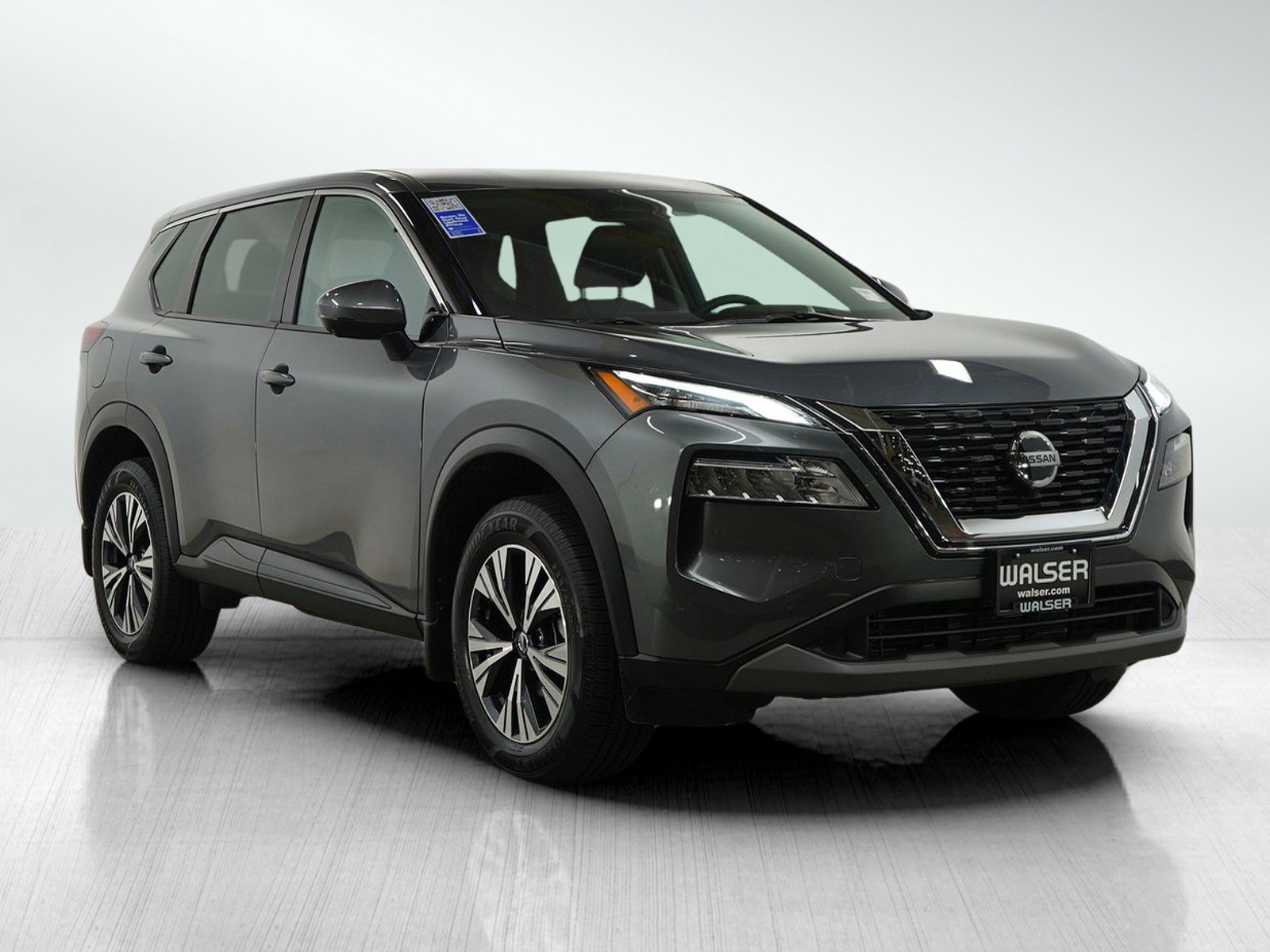 Used 2021 Nissan Rogue SV image 7
