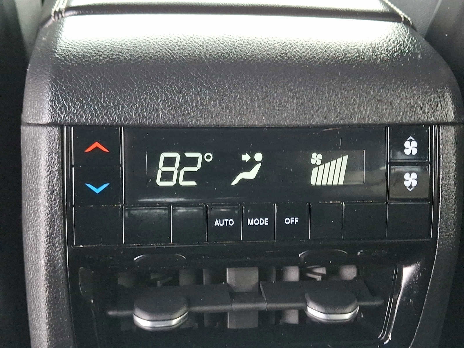 Used 2021 Jeep Grand Cherokee L Altitude image 13