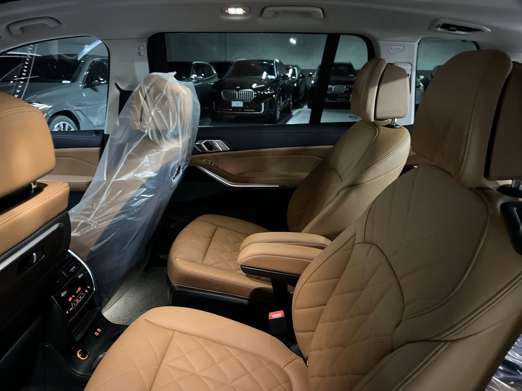 New 2026 BMW X7 xDrive40i image 23