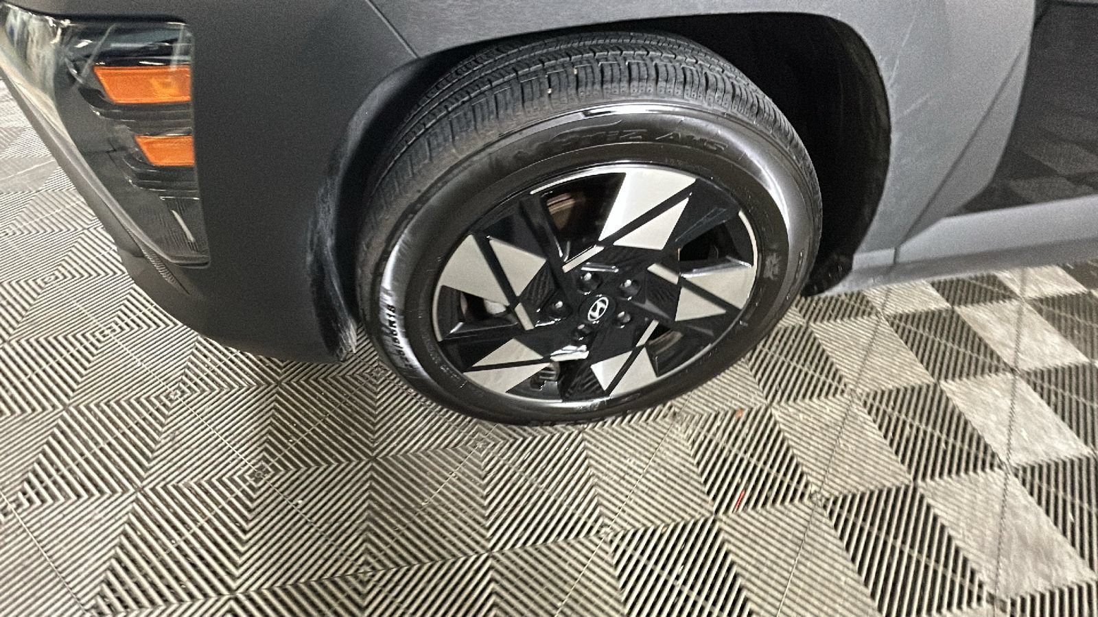 Used 2025 Hyundai Kona SEL FWD image 10