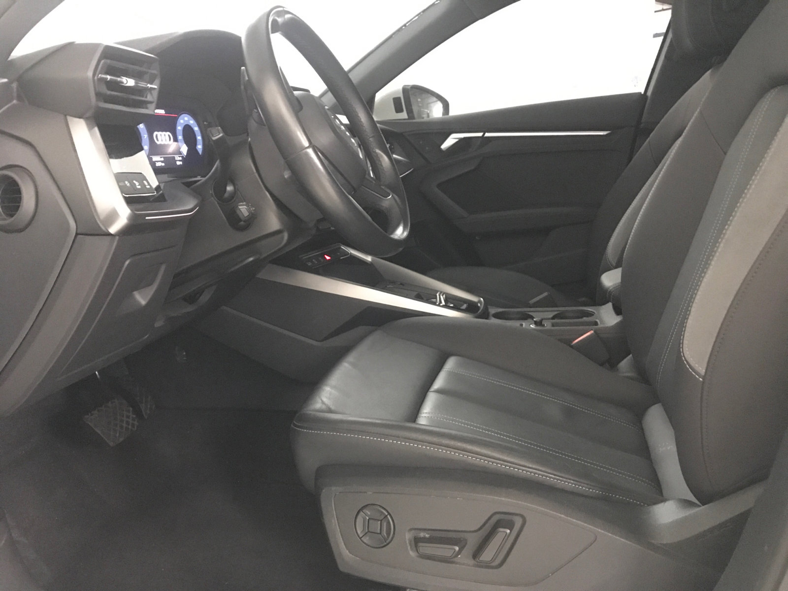 Used 2023 Audi A3 2.0T Premium Plus image 7