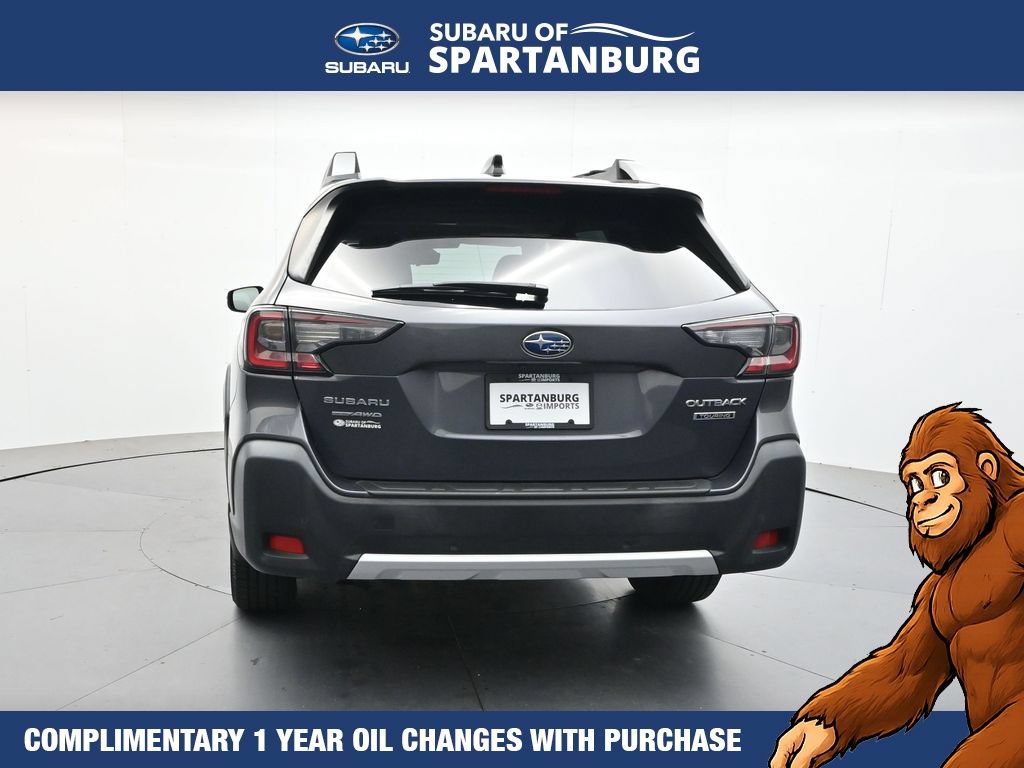 Used 2023 Subaru Outback Touring AWD/4WD image 7