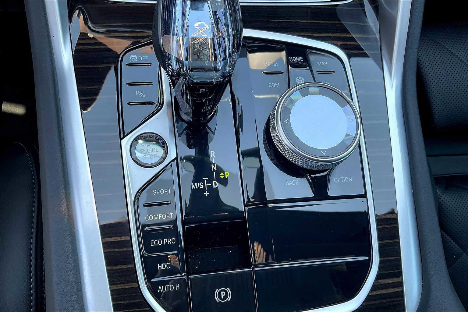 Used 2023 BMW X6 xDrive40i w/ Executive Package image 63