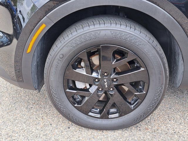 Used 2022 Kia Sorento S w/ Panoramic Sunroof Package image 35