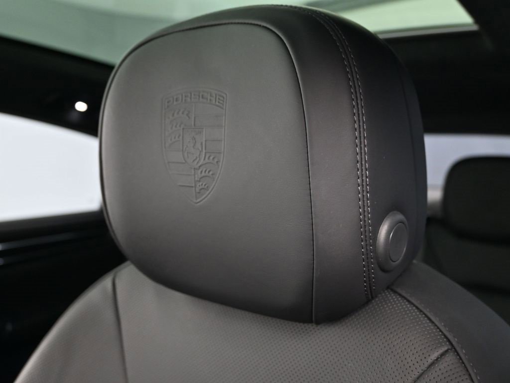 Certified 2023 Porsche Cayenne GTS image 20