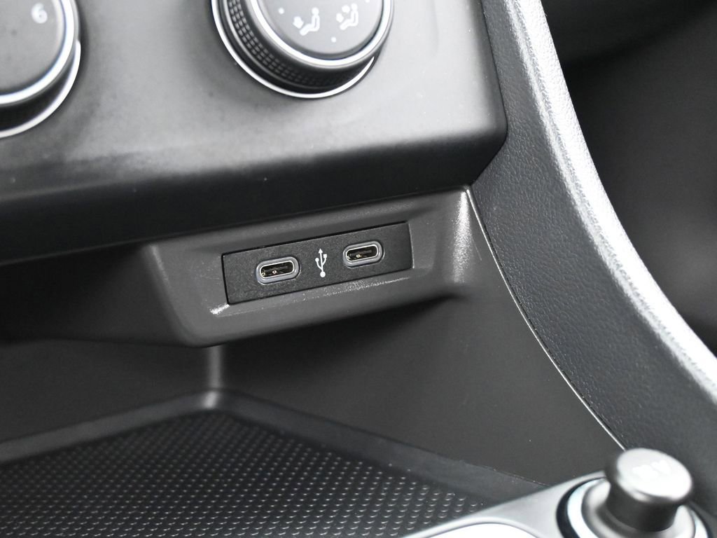 Used 2023 Volkswagen Jetta S image 25