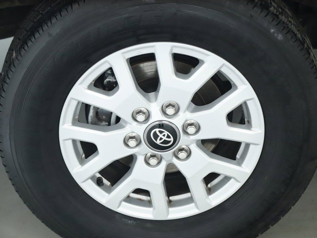 Used 2024 Toyota Tacoma SR image 12