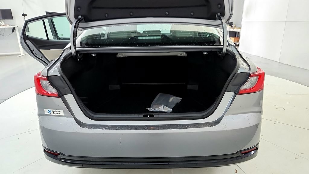 Certified 2025 Toyota Camry XLE AWD/4WD image 17