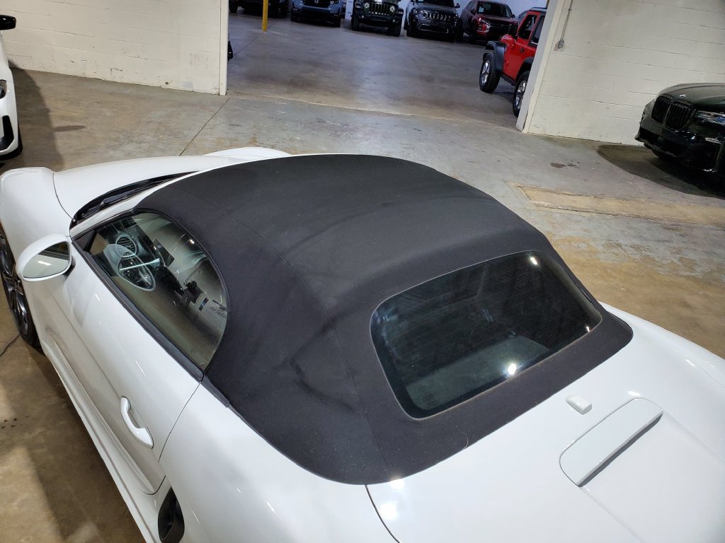 Used 2019 Porsche 718 Boxster RWD image 46