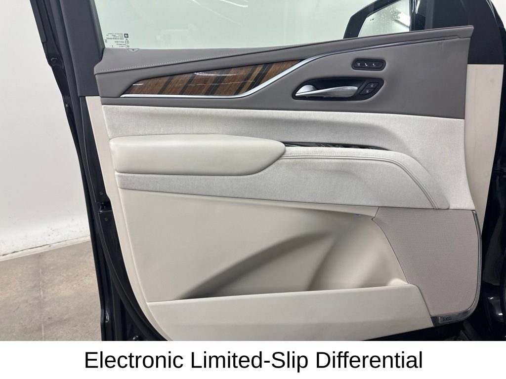 Used 2023 Cadillac Escalade Sport Platinum AWD/4WD image 37