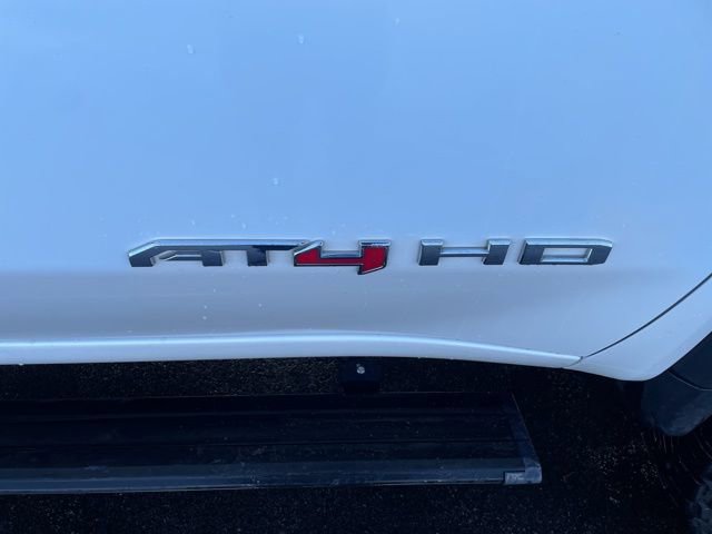 Used 2021 GMC Sierra 2500 AT4 w/ AT4 Premium Plus Package image 4