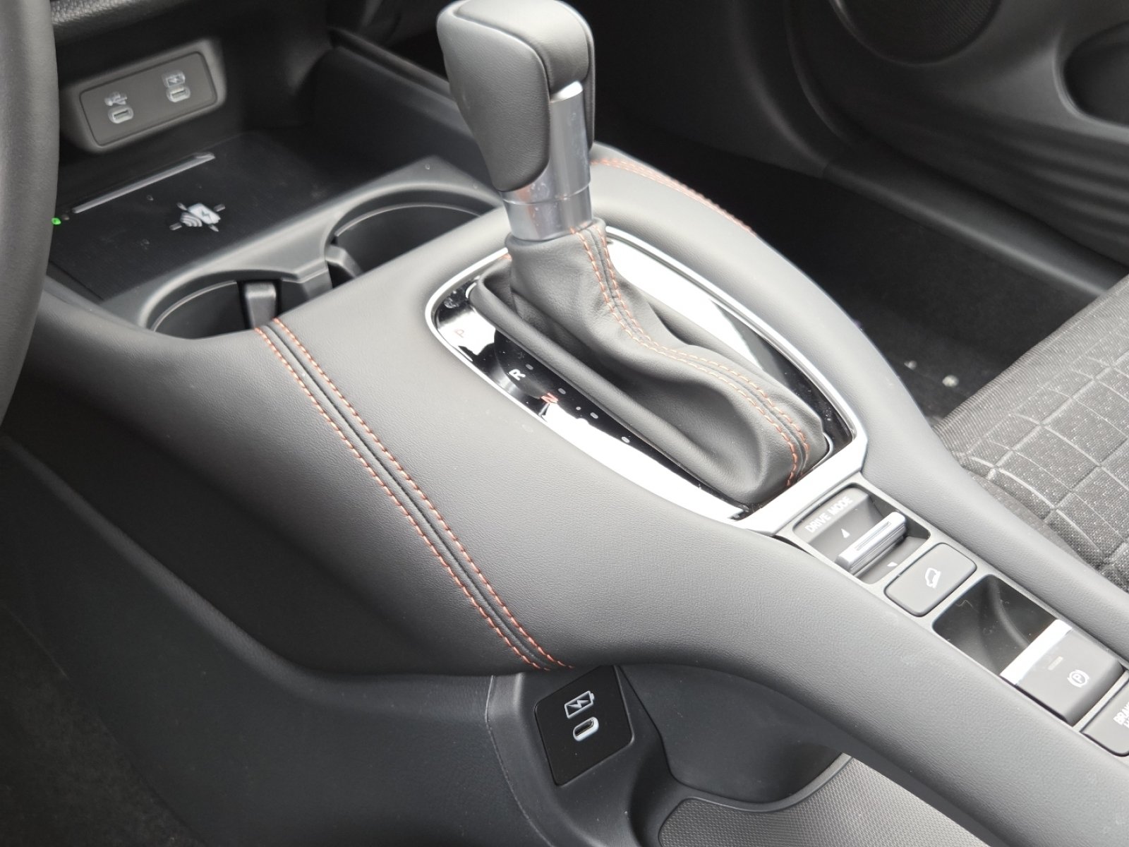 New 2027 Honda HR-V Sport image 32