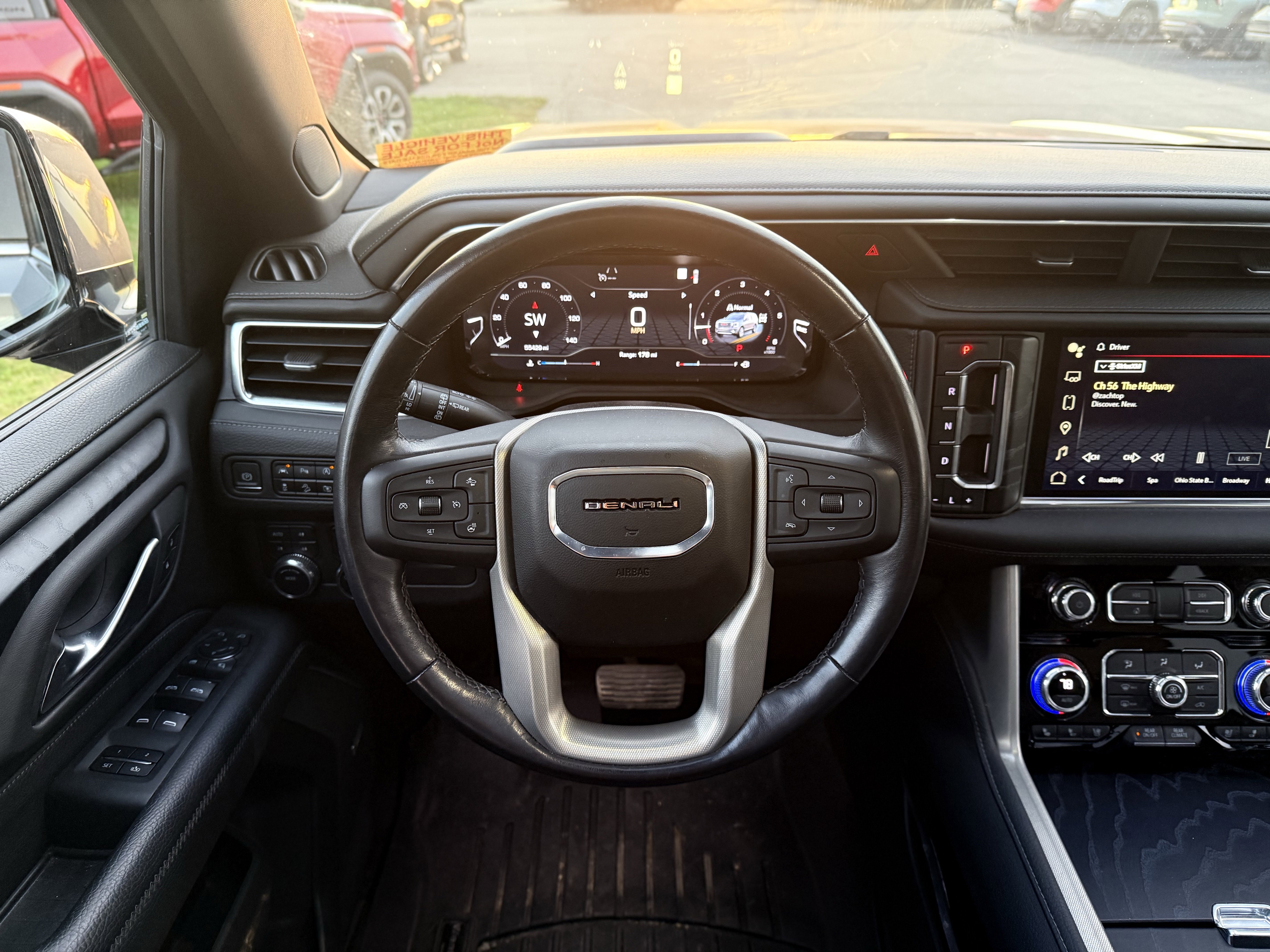 Certified 2022 GMC Yukon XL Denali image 16