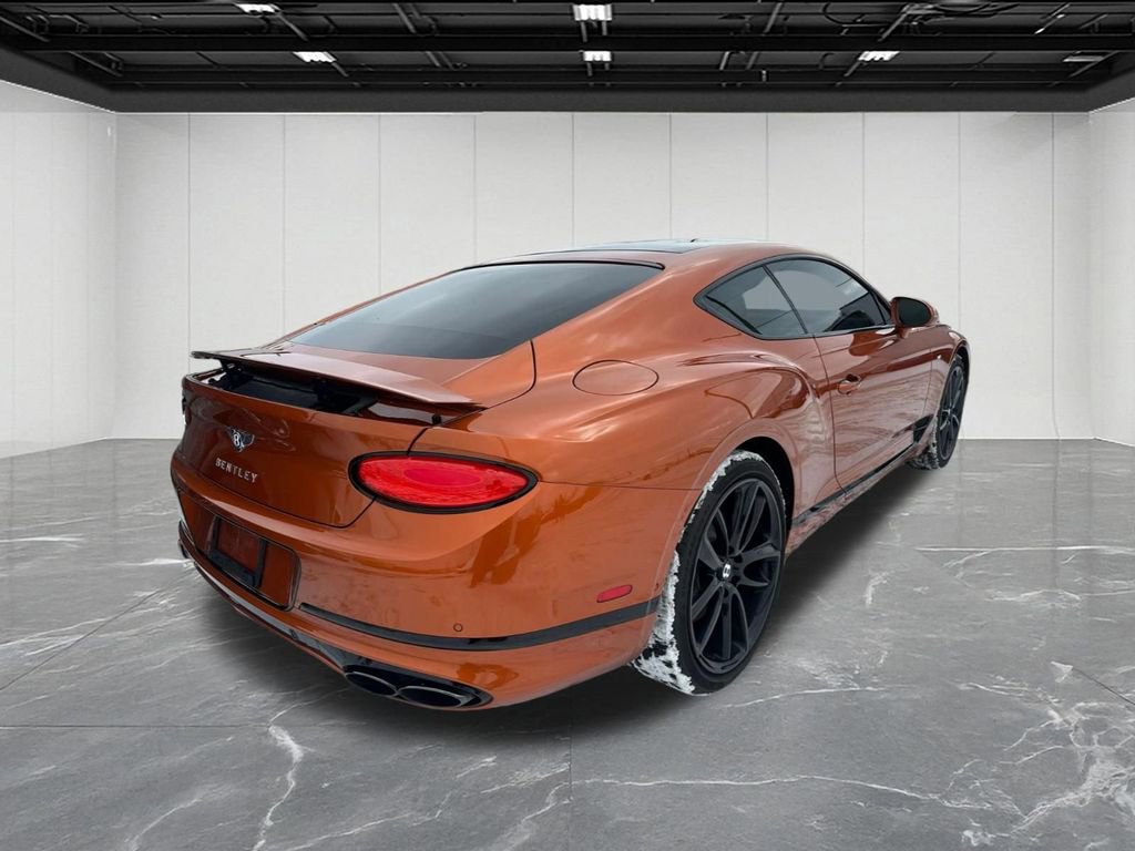 Used 2021 Bentley Continental GT image 9