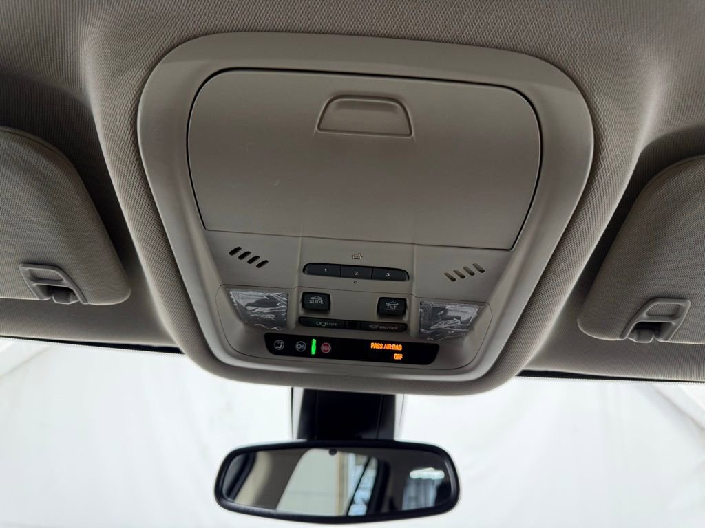 Used 2019 GMC Acadia Denali w/ GMC Pro Grade Package AWD/4WD image 47