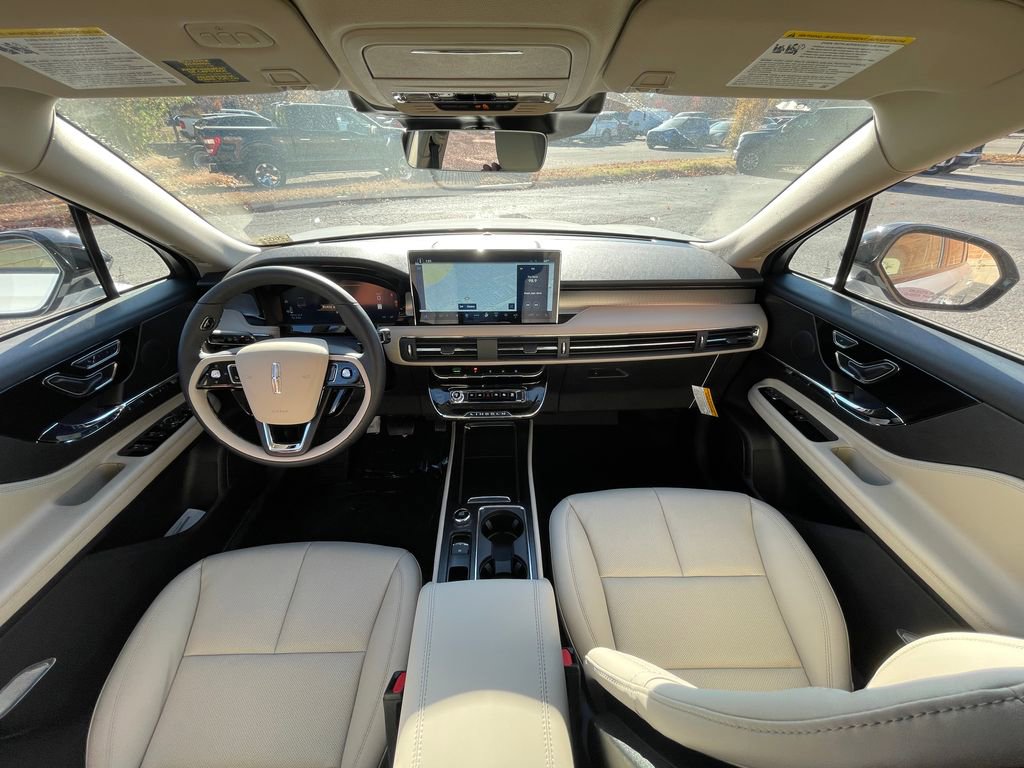 New 2026 Lincoln Corsair Premiere image 19