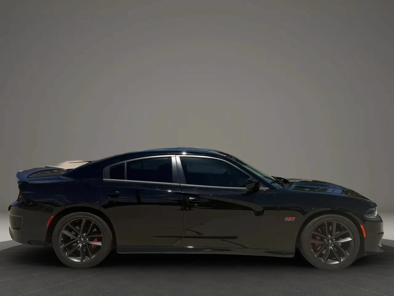 Used 2019 Dodge Charger Scat Pack RWD image 8