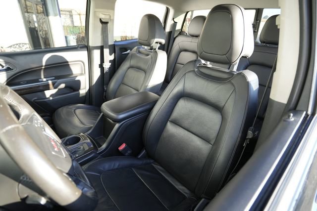 Used 2016 GMC Canyon SLT w/ Driver Alert Package AWD/4WD image 16
