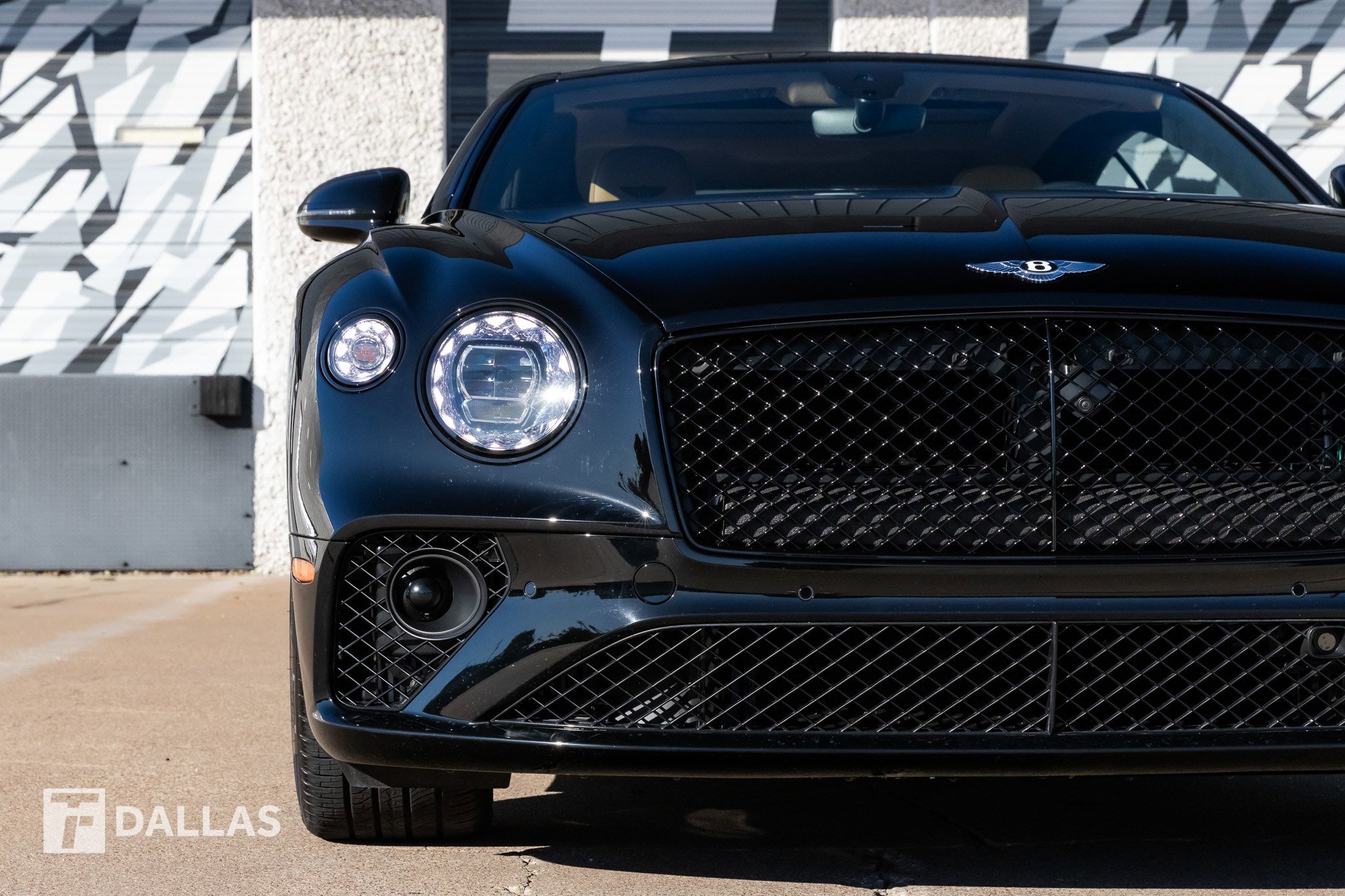 Used 2023 Bentley Continental GT V8 image 4